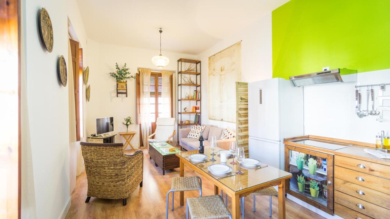 Acogedor Apartamento En Pleno Centro De Sevilla מראה חיצוני תמונה